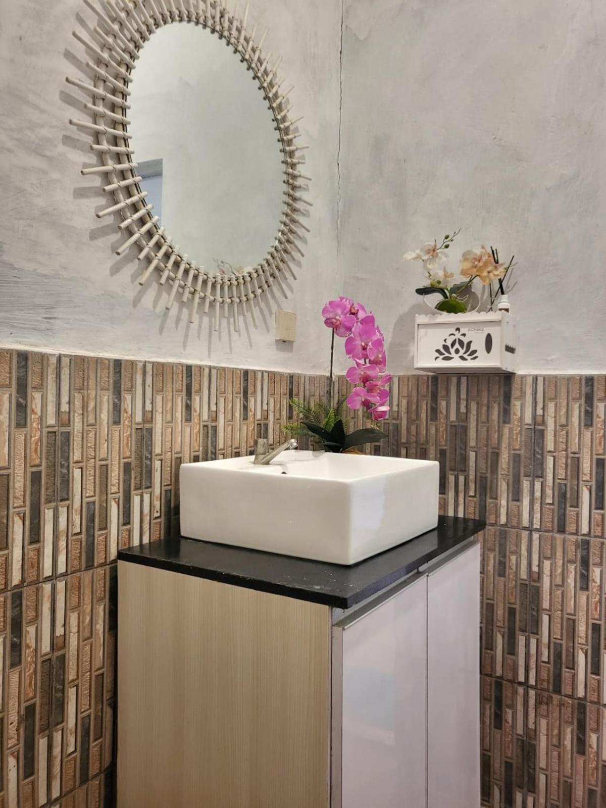 Bruri Villa Alor Kecil Kültér fotó